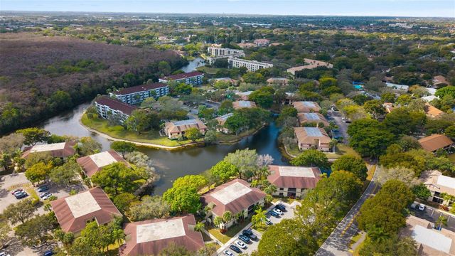 2963 Carambola Circle S, Coconut Creek, FL 33066