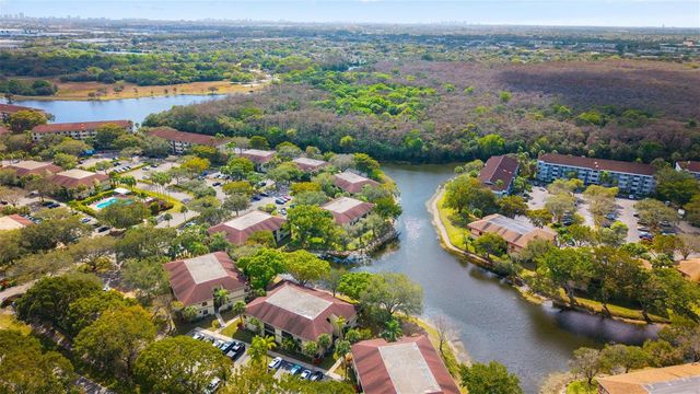 2963 Carambola Circle S, Coconut Creek, FL 33066