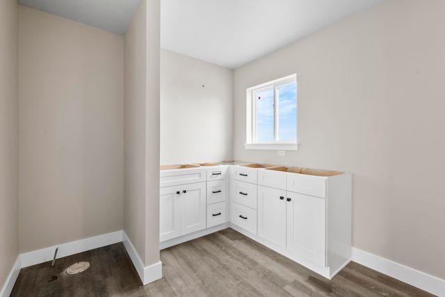 5761 Wall Street, Waterloo, IA 50701