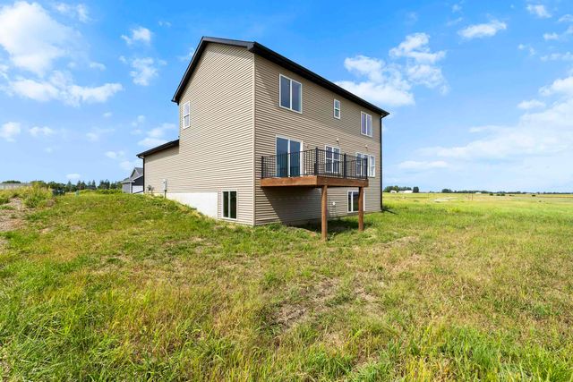 5761 Wall Street, Waterloo, IA 50701