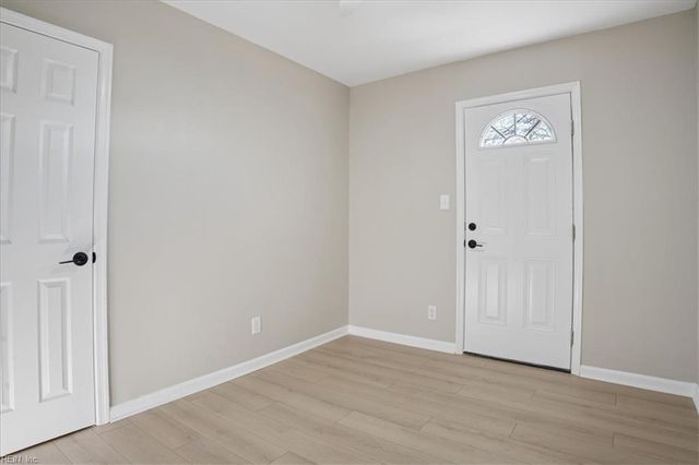 5353 Silvey DR, Norfolk, VA 23502