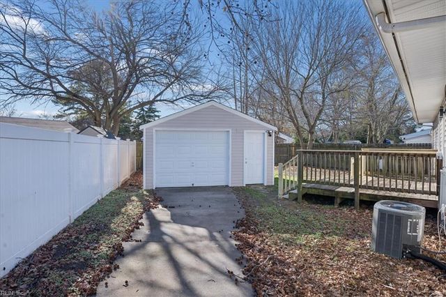 5353 Silvey DR, Norfolk, VA 23502