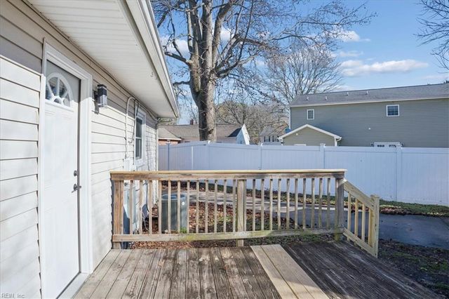 5353 Silvey DR, Norfolk, VA 23502