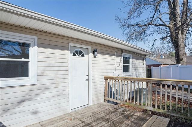 5353 Silvey DR, Norfolk, VA 23502