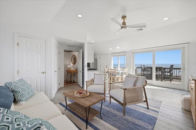 490 Ocean St -Winter Rental 1, Marshfield, MA 02050