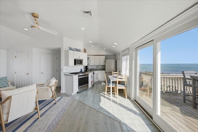 490 Ocean St -Winter Rental 1, Marshfield, MA 02050