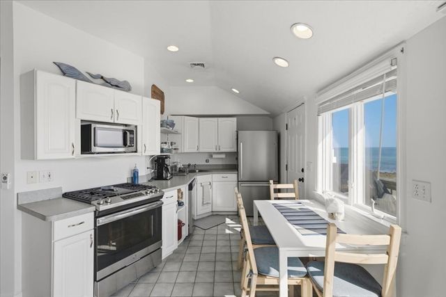 490 Ocean St -Winter Rental 1, Marshfield, MA 02050