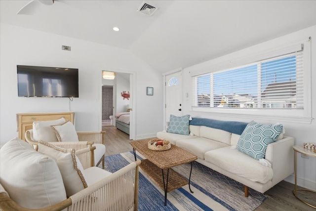 490 Ocean St -Winter Rental 1, Marshfield, MA 02050