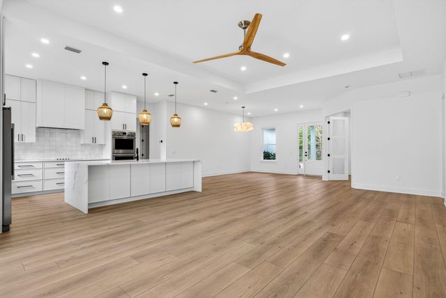 16 Baru Rd, St Augustine, FL 32080