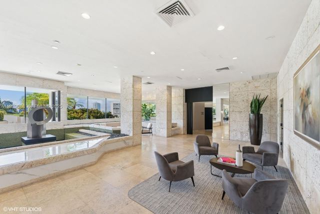 1000 W Island Boulevard 2911, Aventura, FL 33160