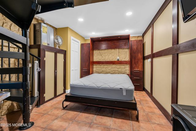 97 Navesink Avenue, Highlands, NJ 07732