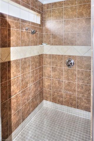 124 Will Taylor Lane, Winston-salem, NC 27107