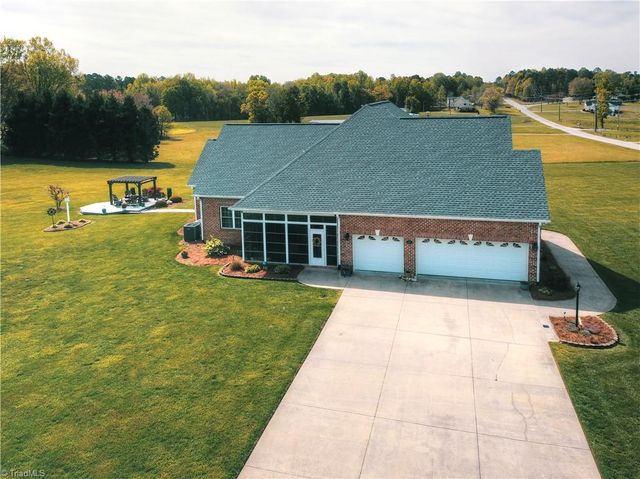 124 Will Taylor Lane, Winston-salem, NC 27107