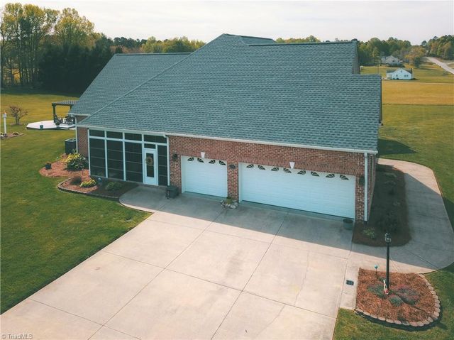 124 Will Taylor Lane, Winston-salem, NC 27107