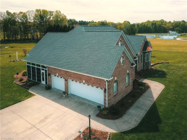 124 Will Taylor Lane, Winston-salem, NC 27107