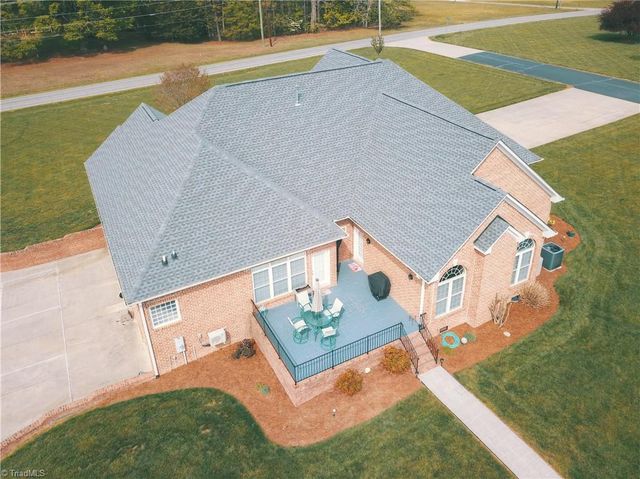 124 Will Taylor Lane, Winston-salem, NC 27107