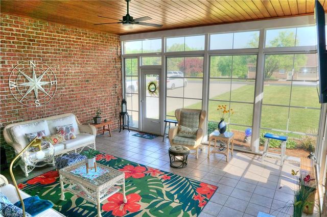 124 Will Taylor Lane, Winston-salem, NC 27107