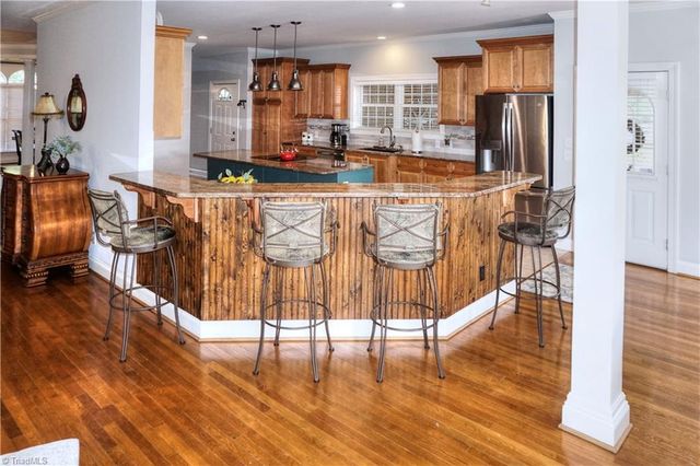 124 Will Taylor Lane, Winston-salem, NC 27107