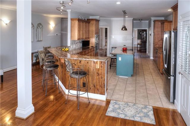 124 Will Taylor Lane, Winston-salem, NC 27107