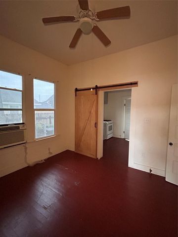 6737 Avenue E A, Houston, TX 77011