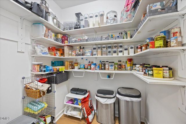 8001 Kingsdale Drive, Willow Spring, NC 27592