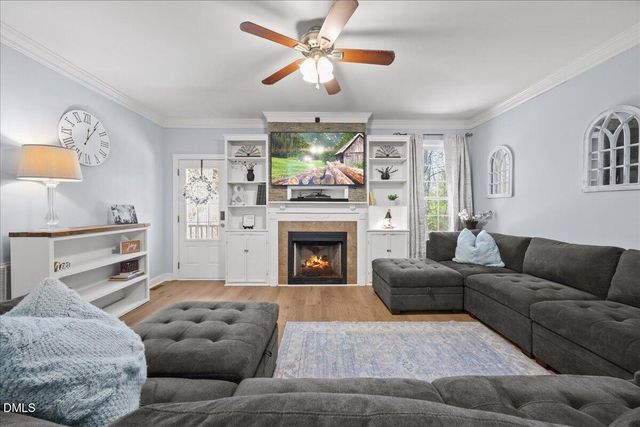 8001 Kingsdale Drive, Willow Spring, NC 27592