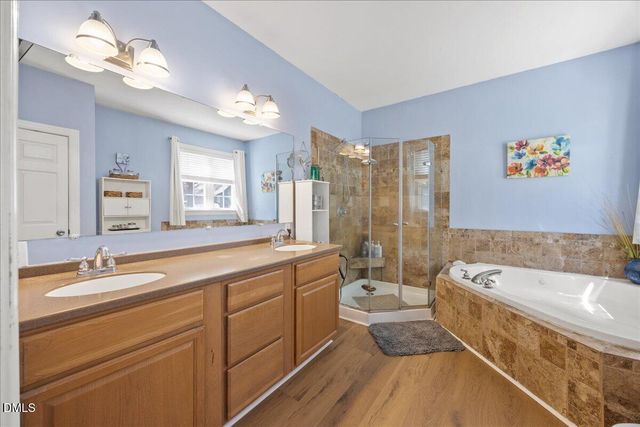 8001 Kingsdale Drive, Willow Spring, NC 27592