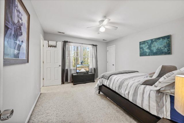 8001 Kingsdale Drive, Willow Spring, NC 27592