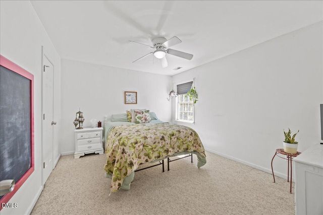 8001 Kingsdale Drive, Willow Spring, NC 27592