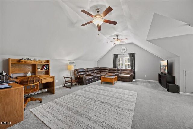 8001 Kingsdale Drive, Willow Spring, NC 27592