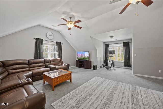 8001 Kingsdale Drive, Willow Spring, NC 27592