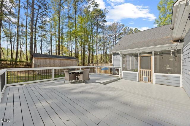 8001 Kingsdale Drive, Willow Spring, NC 27592