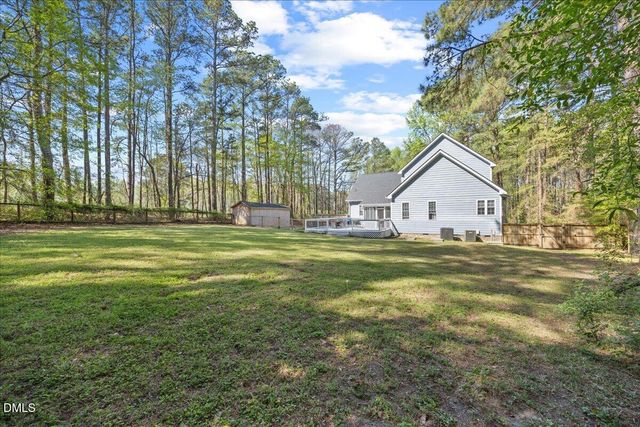 8001 Kingsdale Drive, Willow Spring, NC 27592