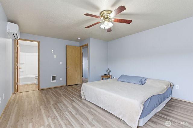 181 Decatur Dr., Kelso, WA 98626
