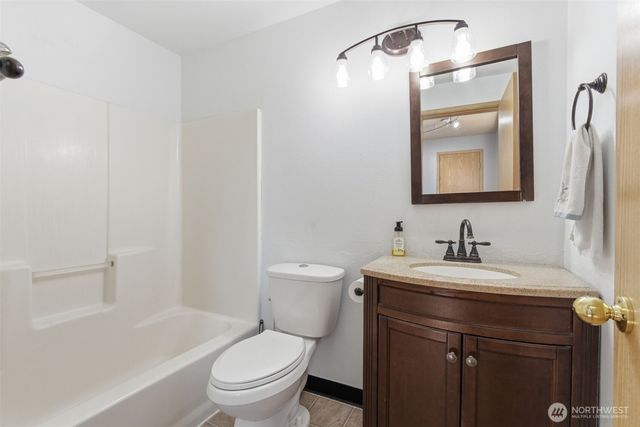 181 Decatur Dr., Kelso, WA 98626