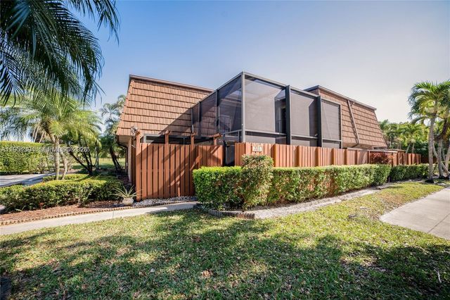 9135 SW 20th Pl D, Davie, FL 33324