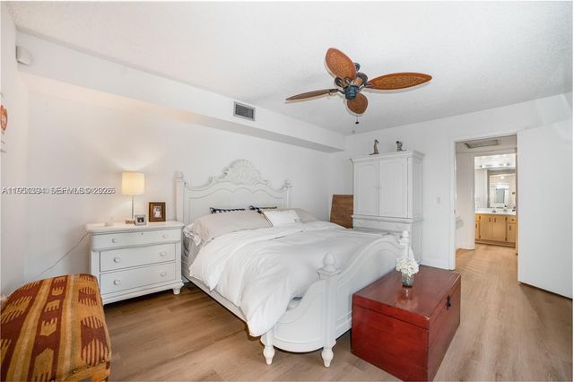 9135 SW 20th Pl D, Davie, FL 33324