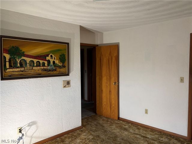 47647 Lyman Drive, East Liverpool, OH 43920