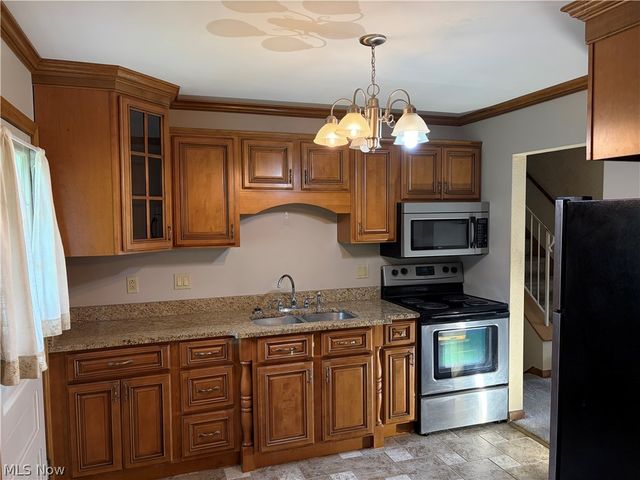 47647 Lyman Drive, East Liverpool, OH 43920