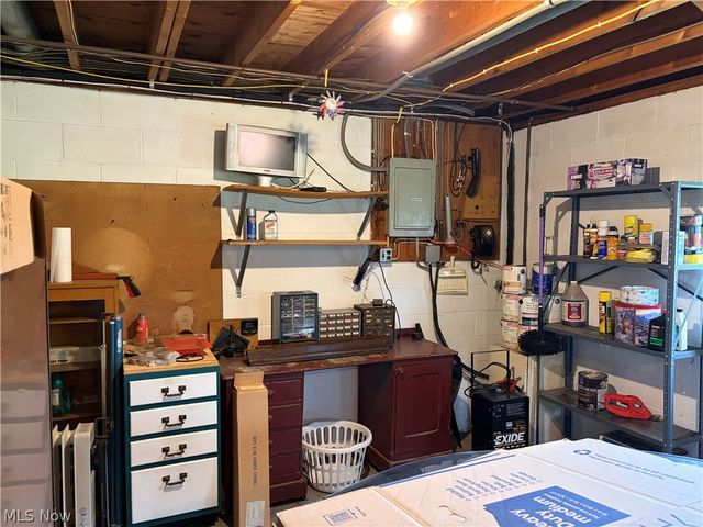 47647 Lyman Drive, East Liverpool, OH 43920