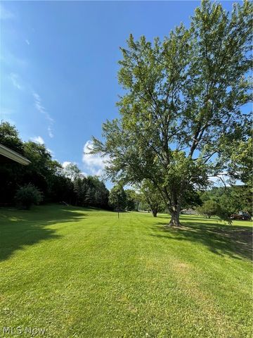 47647 Lyman Drive, East Liverpool, OH 43920