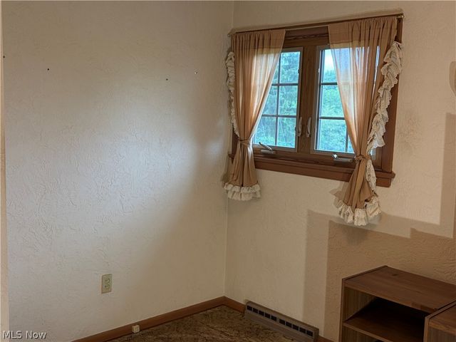 47647 Lyman Drive, East Liverpool, OH 43920