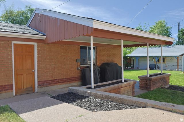 3999 ORCHARD AVE, South Ogden, UT 84403
