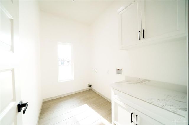 1700 Trophy Drive, Edinburg, TX 78542