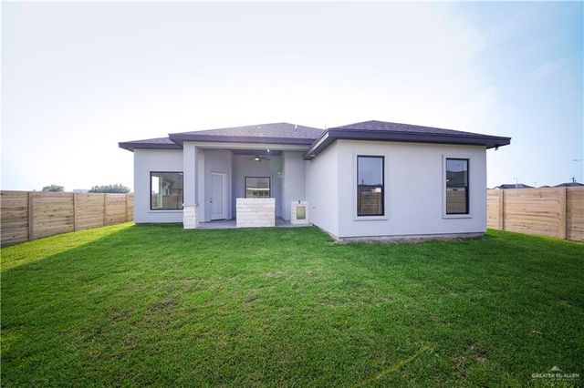 1700 Trophy Drive, Edinburg, TX 78542