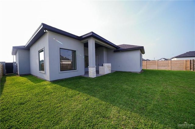 1700 Trophy Drive, Edinburg, TX 78542