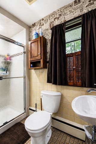 8845 Grace Street, Highland, IN 46322