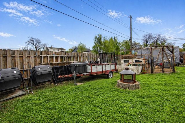 8845 Grace Street, Highland, IN 46322