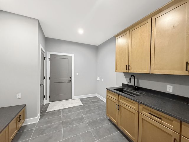 10148 Springlake Road, St. John, IN 46373