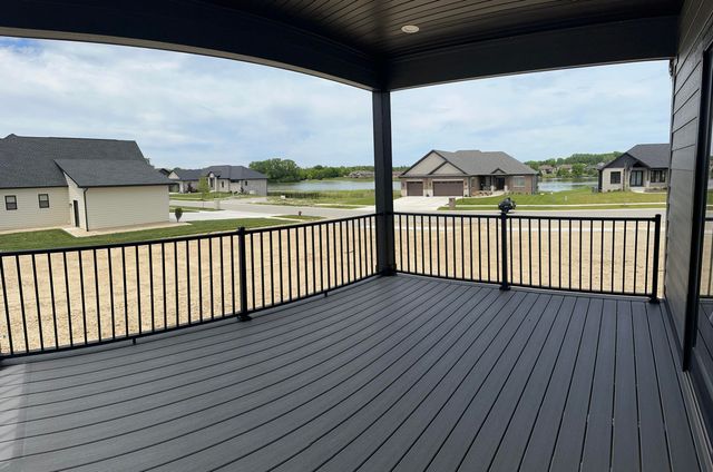 10148 Spring Lake Road, St. John, IN 46373